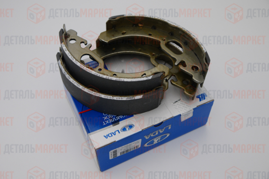 Комплект задних тормозных колодок 21920