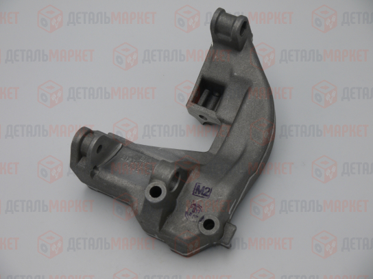 Кронштейн генератора 21230