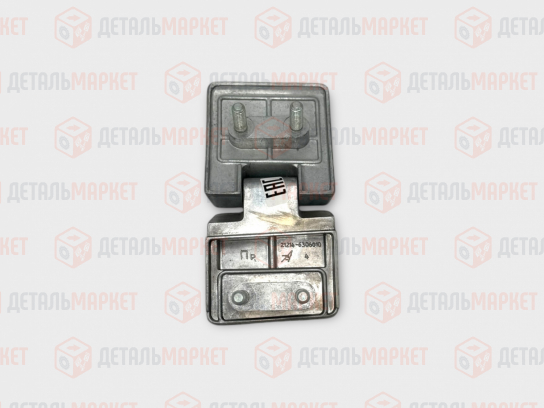 Петля двери задка 21214 правая