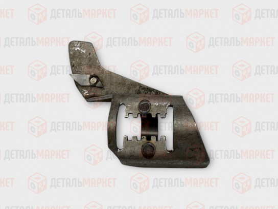 Фиксатор сиденья правый 21010 (гребенка)