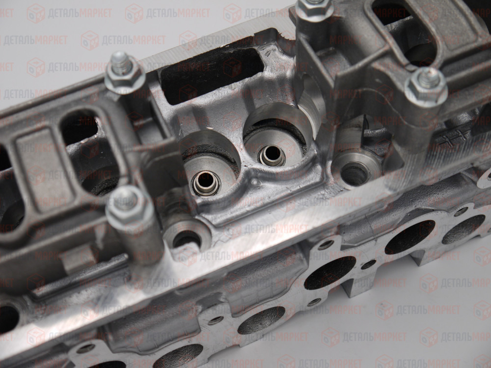 Головка блока цилиндров 11180 голая (1,6V 8-ми клап.) 8450108213