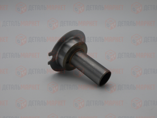 Крышка передняя с сальником 21010 (лейка) в сборе (8450035148)