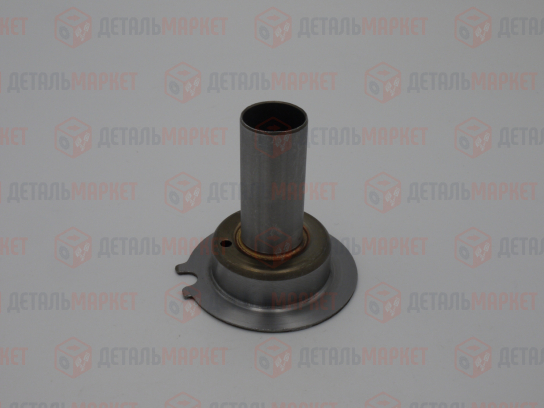 Крышка передняя с сальником 21010 (лейка) в сборе (8450035148)