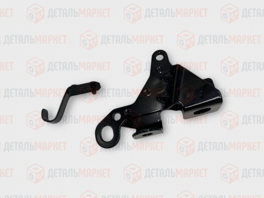 Кронштейн левый КПП 21700 (металлический, черный)