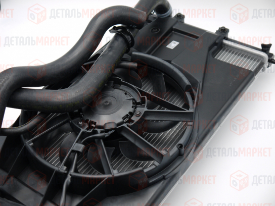 Радиатор в сборе с электровентилятором и кожухом 21900 (8450003960)