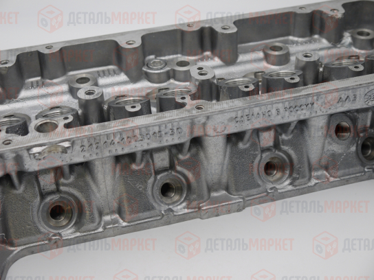 Головка блока цилиндров 21214 (без шпилек) 8450037173